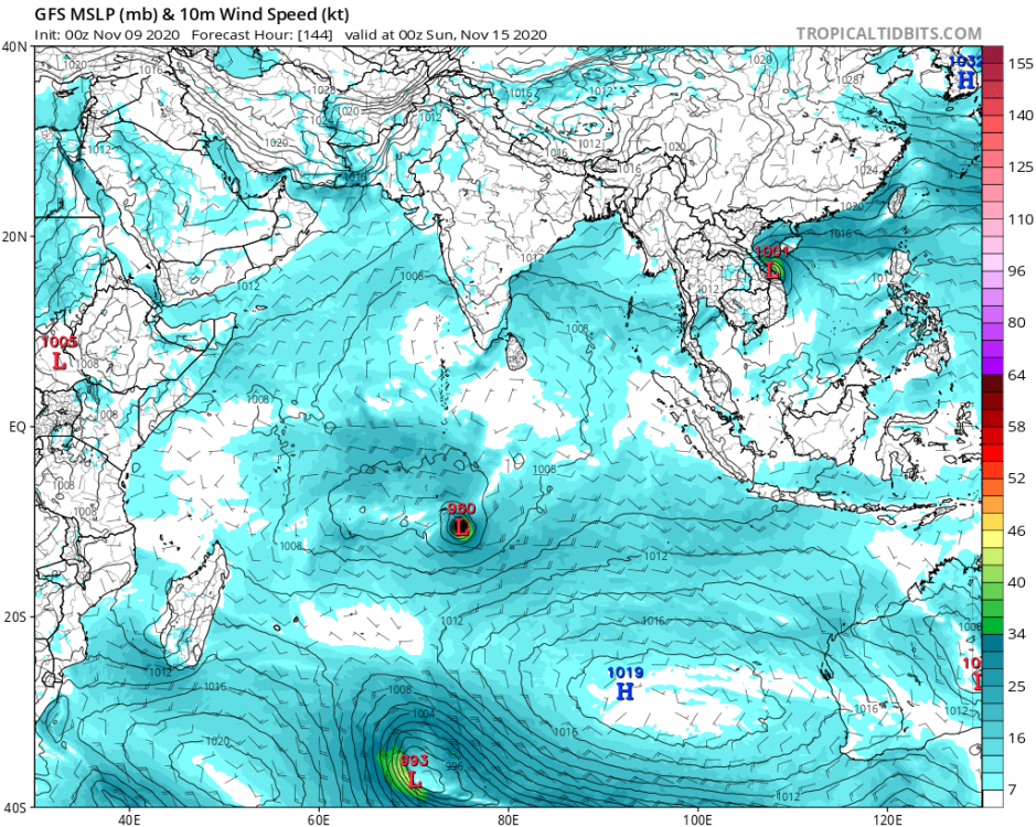 gfs_mslp_wind_io_25.thumb.png.ce194c7f706a4033c11f04902a7f8dbf.png
