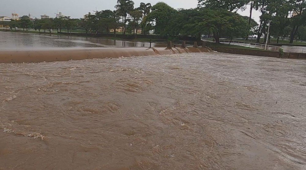 nivel-de-agua-da-represa-municipal-aumentou-apos-chuva-forte.jpg.7dc530c7901f7fd8ef0ac61fdcb5ca20.jpg