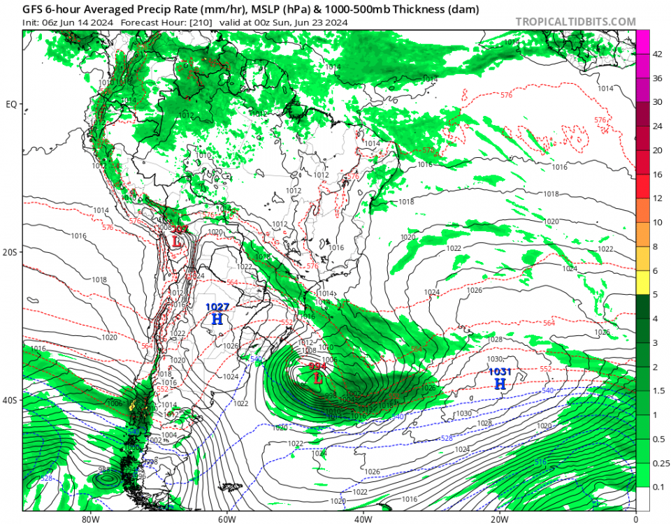 gfs_mslp_pcpn_samer_35.thumb.png.0b4b96301b0c0edeffd94628f5ce96b7.png
