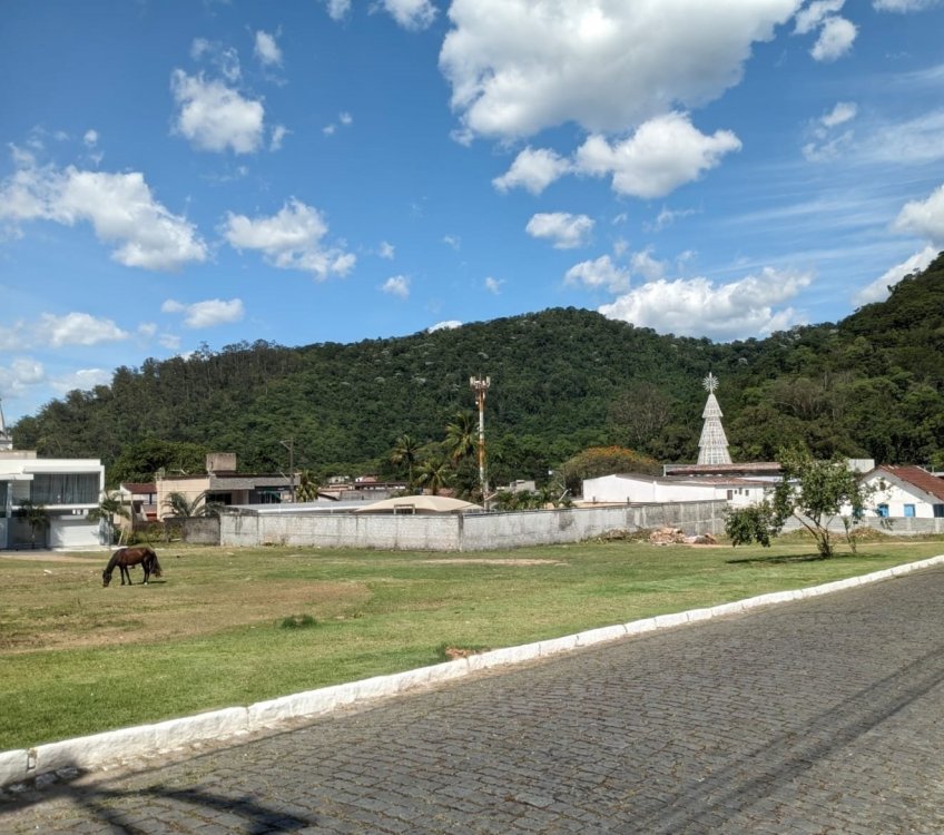 WhatsApp Image 2025-12-11 at 13.18.41 (4).jpeg